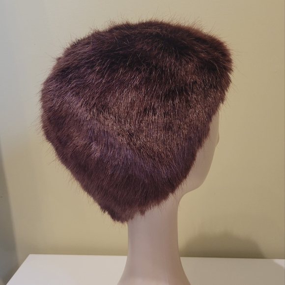 FOREVER 21 Faux Fur Hat - Picture 5 of 5